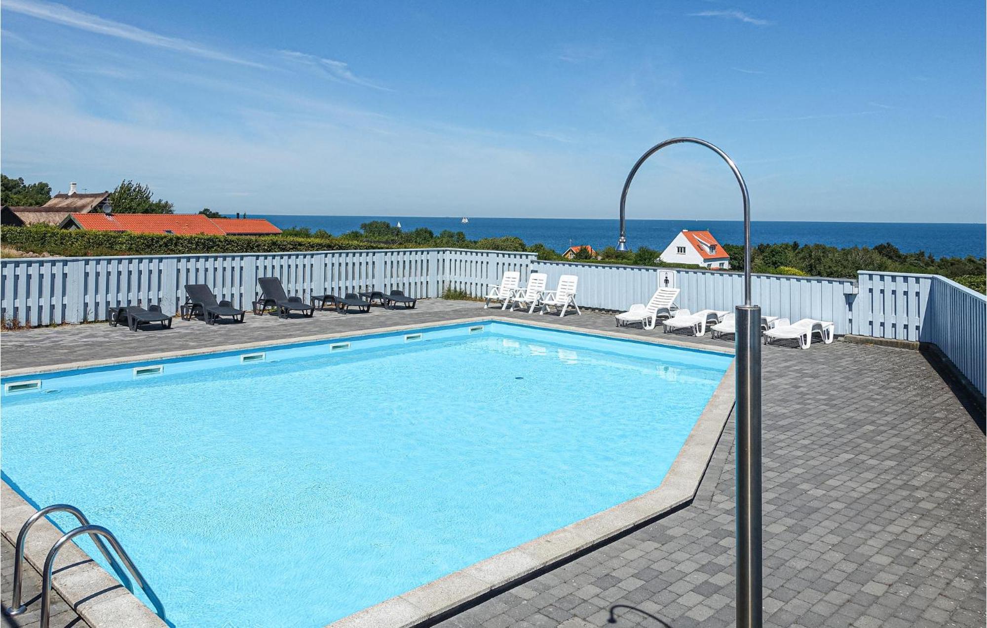 Nice Apartment In Allinge With House Sea View Bagian luar foto